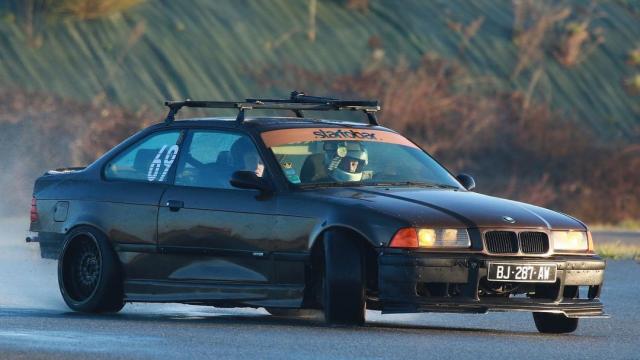 BMW E36 325i STARFOBAR for Assetto Corsa