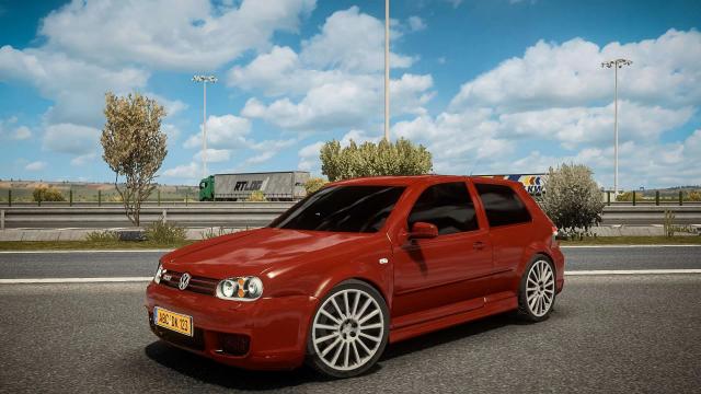 Volkswagen Golf R32 2004