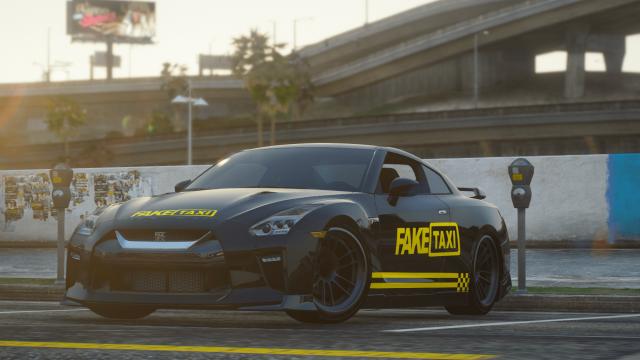 Nissan GTR Fake Taxi Livery