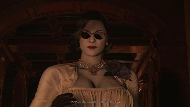 Mommy Glasses for Resident Evil: Village