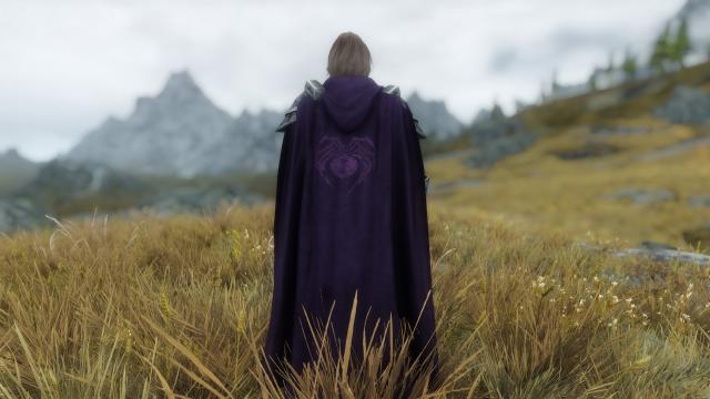 Daedric Cloaks for Skyrim SE-AE