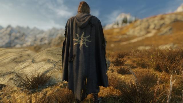 Daedric Cloaks for Skyrim SE-AE