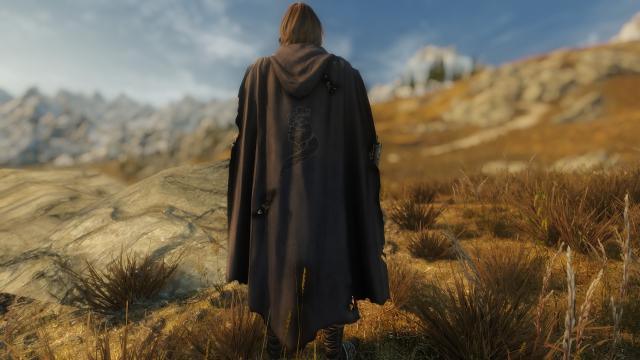 Daedric Cloaks for Skyrim SE-AE