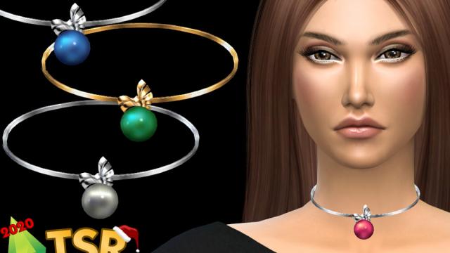 Winter Wonderland NataliS Christmas ball necklace