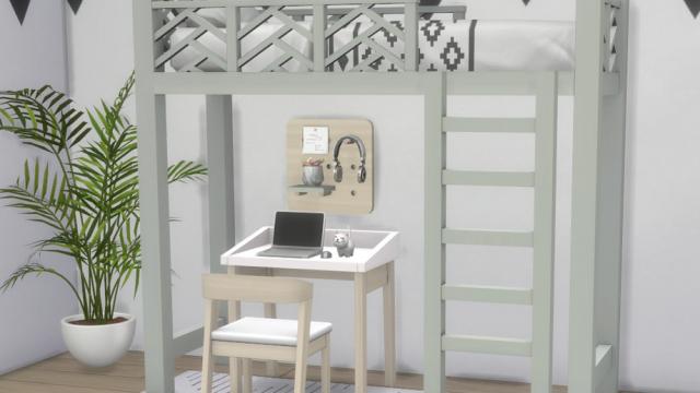 That's What She Bed - Deco Ladder for The Sims 4