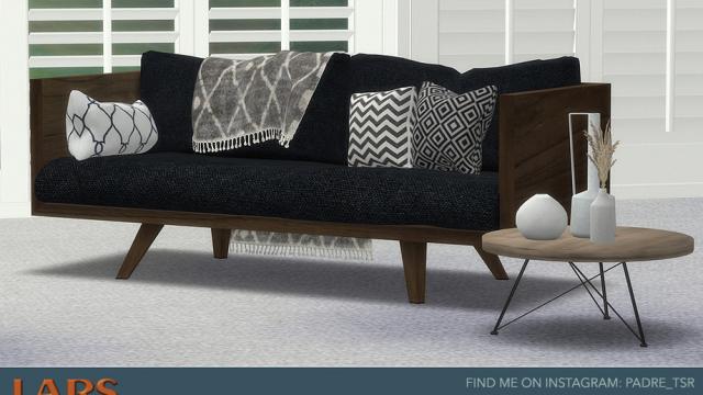 Lars Living Room - Loveseat Throw