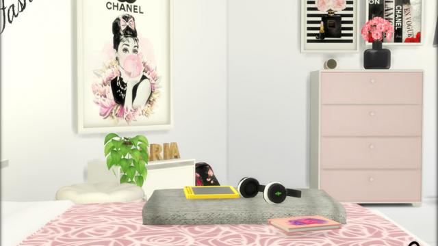 Aria's Fashionista Bedroom for The Sims 4