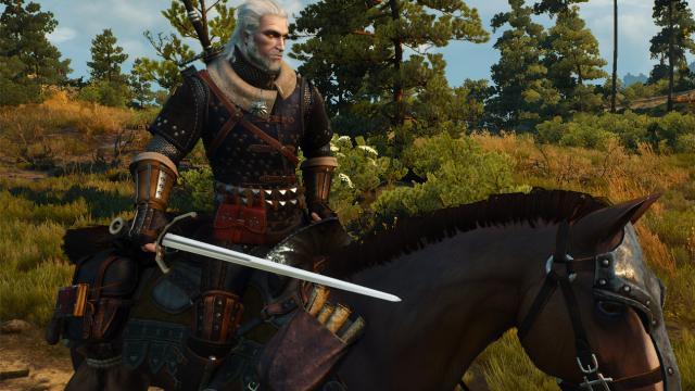 Lore-friendly Silver Swords for The Witcher 3